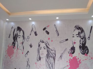 اجرای پوستر دیواری آرایشگاه زنانه