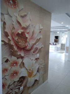 اجرای نمونه پوستر دیواری گل برای پذیرایی